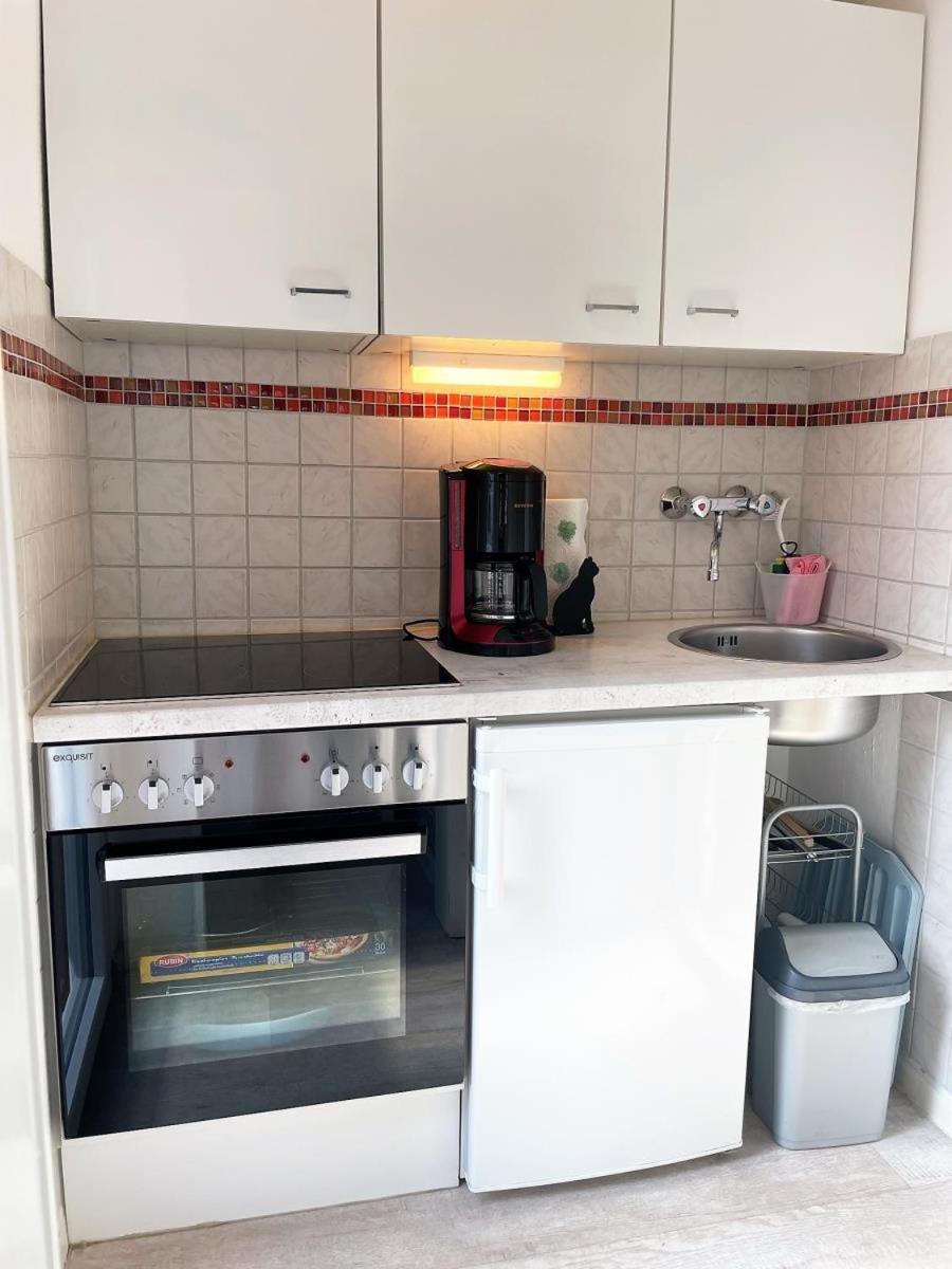 Holiday home Hundeurlaub Bei Karin, Holzhaus, Eingezaeunter Garten, E-ladestation, Wlan, Ebenerdig *