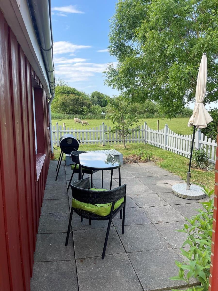 Hundeurlaub Bei Karin, Holzhaus, Eingezaeunter Garten, E-ladestation, Wlan, Ebenerdig Holiday home